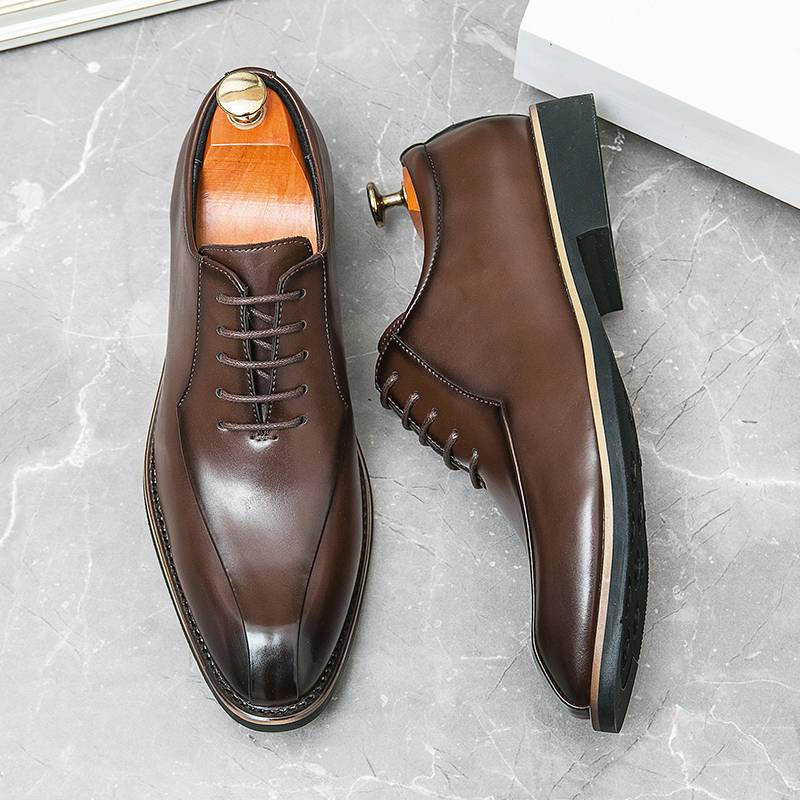 Men Business Patent Leather Shoes Men New Pointed Toe Leather Shoes Low Top Formal Large Size Leather Shoes_voghion.com