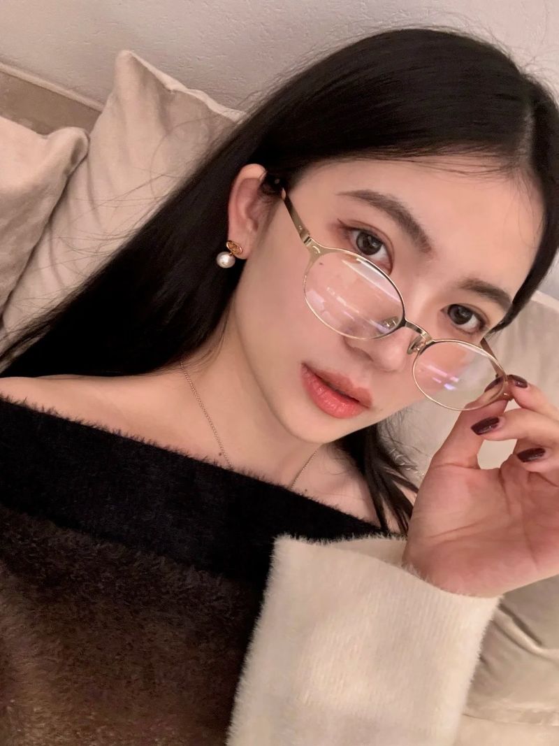 2025 New Metal Oval Frame Women's Eyeglasses, Advanced Smart Flat Lens With Adjustable Degree For Myopia And Slimming._voghion.com