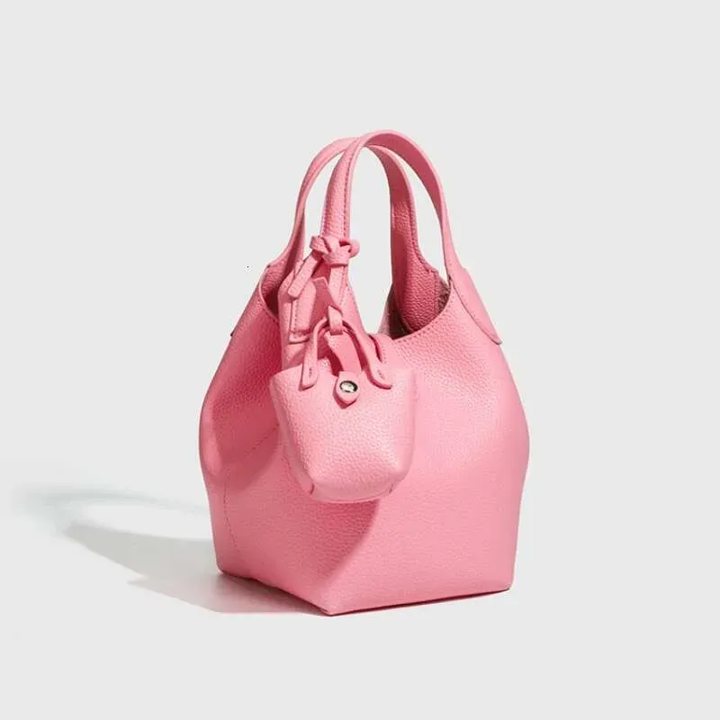 Designer 2025 Fashion Women Casual Bucket Shoulder Large Capacity And Adjustable Strap Daily Use Crossbody Tote Handbags_voghion.com