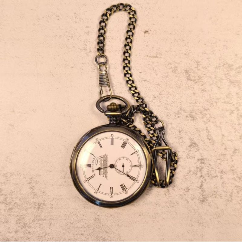 Transparent Glass Coverless Train Pattern Engraved Manual Pocket Mechanical Watch_voghion.com