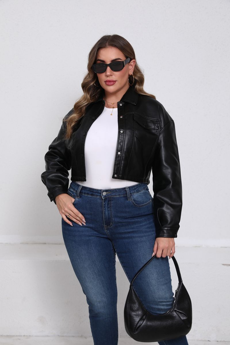 Damen-Kunstlederjacke in Übergröße – Kurzer, verkürzter Biker-Stil mit Revers, Fronttaschen, langen Ärmeln (Schwarz/Rot, 1XL-5XL)_voghion.com