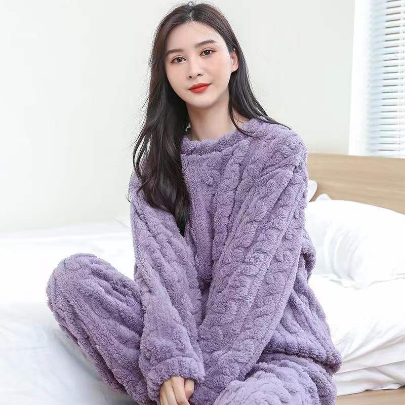 "Women's Flannel Pajama Set - Winter Warm Sleepwear With Embossed Pattern - Ultra-Thick Long-Sleeve Loungewear For Cozy Nights_voghion.com