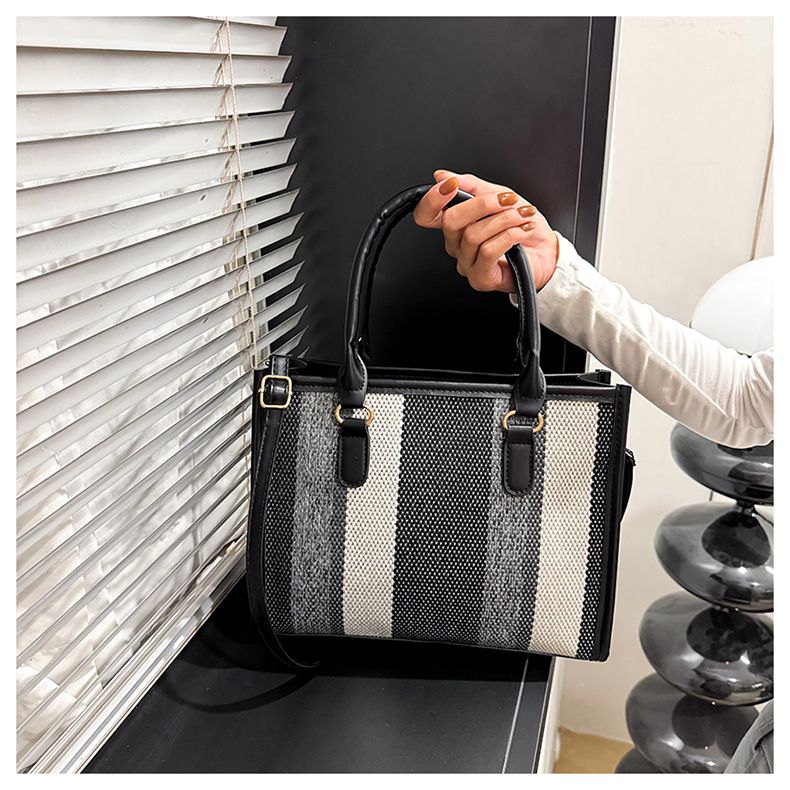 Large Capacity Handheld Tote For Women 2025 New European And American Trendy Canvas Color-Block Striped Single Shoulder_voghion.com