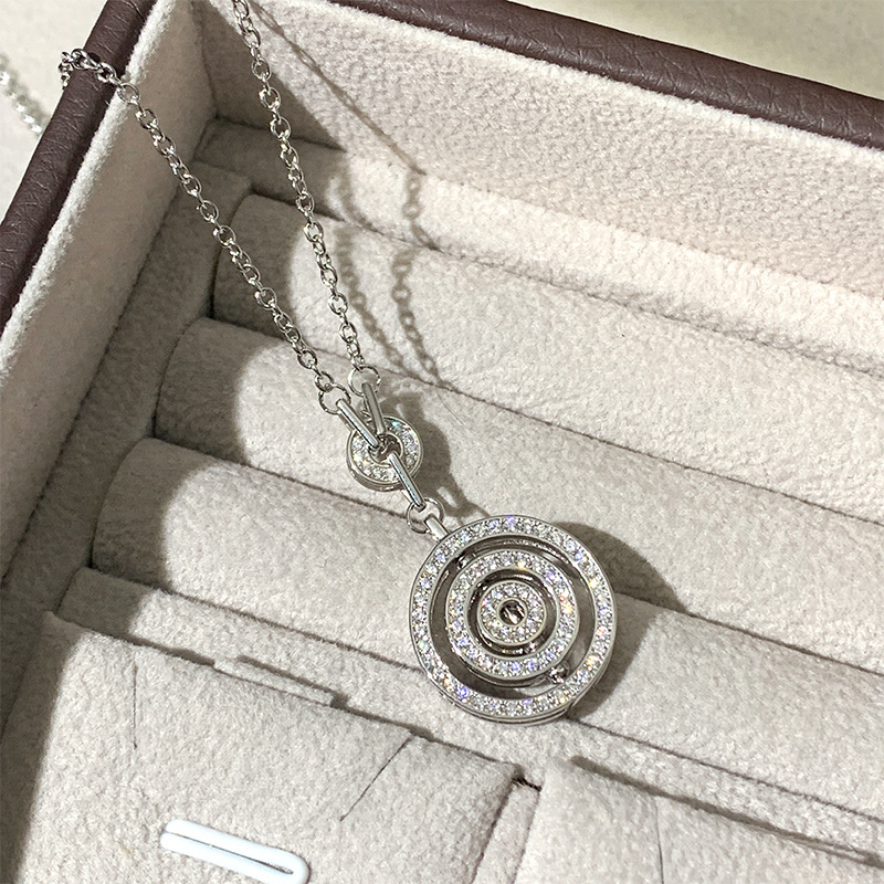 Collana con catena a collare circolare da donna con diamanti, versione alta, in oro con tempo di esecuzione, di lusso, leggera e alla moda_voghion.com