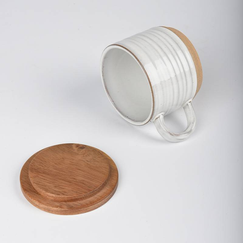Set van 2 keramische koffiemokken met houten deksel, ovengebakken glazuurbekers voor thuis, perfect voor espresso, latte en melk._voghion.com