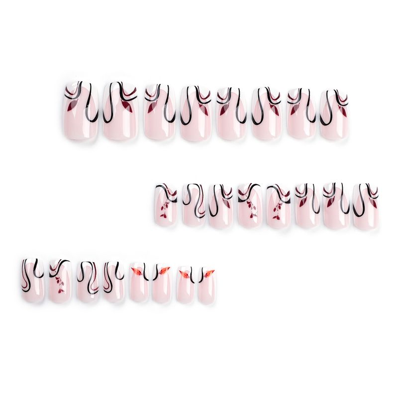 Bordure blanche à la française, feuilles mortes d'automne et d'hiver, plaques d'usure, lignes courbes noires, amélioration, carré_voghion.com