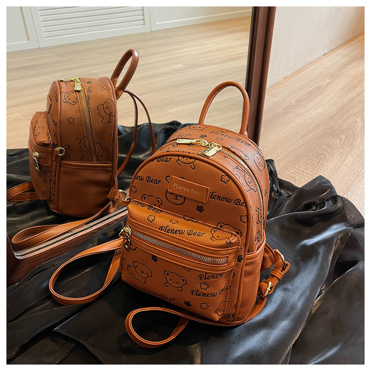 Bolso pequeño con sensación de gama alta 2023, nueva mochila de diseño de nicho para el ocio de las mujeres y mochila versátil para mochila de viaje_voghion.com