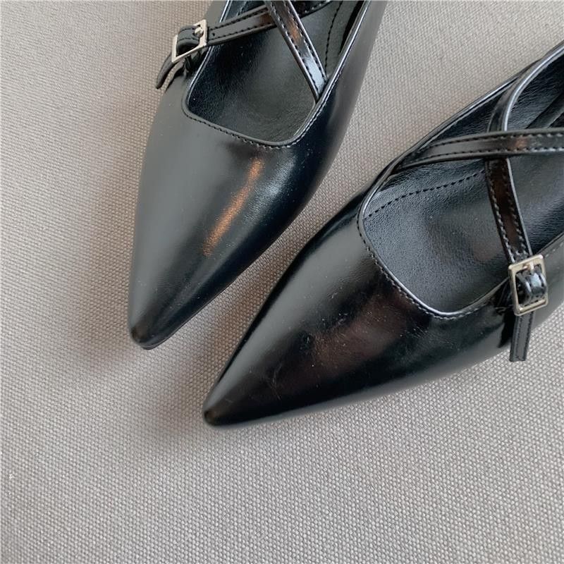 2024 nieuwe kleine dikke kruispuntige lage hak ondiepe mond gespband enkele schoen lente Franse damesschoenen_voghion.com