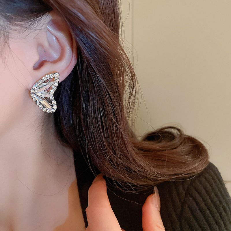 Yamaler 1 Pair Ear Studs Faux Crystal Elegant Hypoallergenic Bling Rhinestone Butterflies Wing Women Earrings Fashion_voghion.com