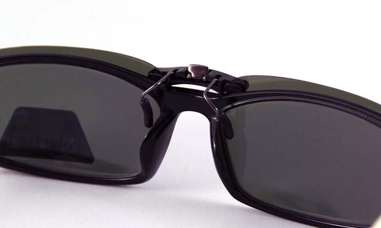 Neuheiten UV400 Polarisierte Clip-on-Sonnenbrille für Herren und Unisex, tiefgrüne Gläser, Aviate Drive Sonnenbrille für Damen_voghion.com