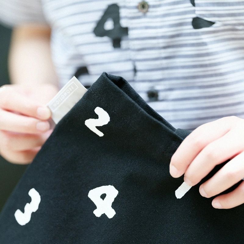 Borsa a tracolla versatile per studenti, in tela, casual e semplice, del marchio trendy Sousou_voghion.com
