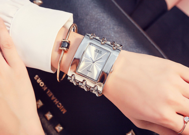 Orologio da uomo, squisito orologio con bracciale, quadrante grande, lusso galvanizzato, tre catene (grande) alla moda_voghion.com