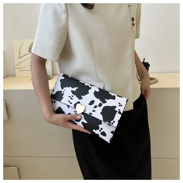 Portafoglio da donna di grande capacità in PU, alla moda, pochette con monete, chiuso, con stampa leopardata e a righe di mucca, 250314l_voghion.com