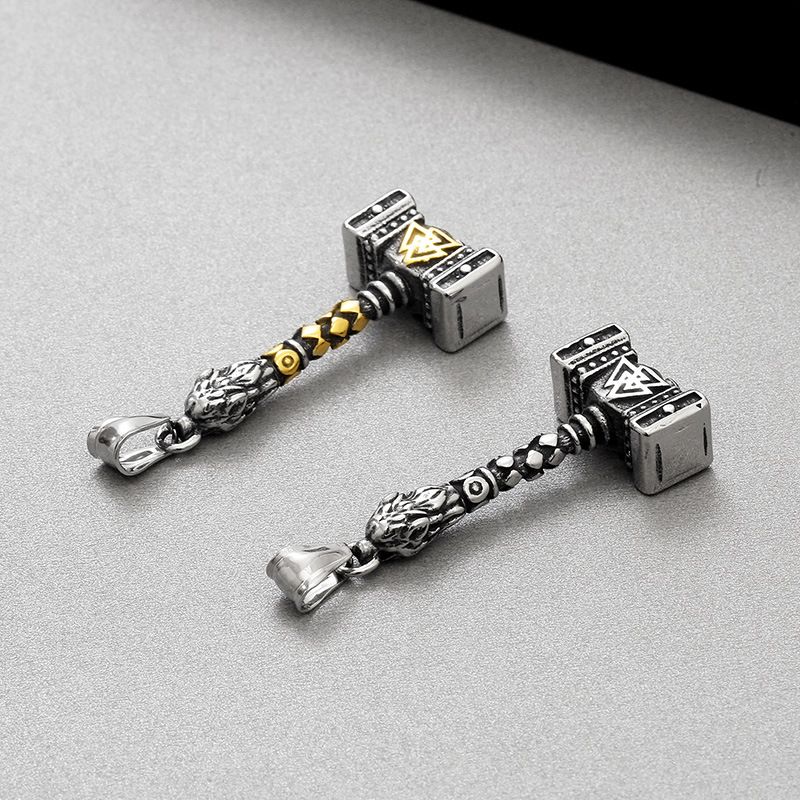 Collana con ciondolo a forma di martello di Thor vichingo da uomo - Gioiello in acciaio al titanio in stile punk con finitura anticata - Perfetto per la moda gotica e rock_voghion.com