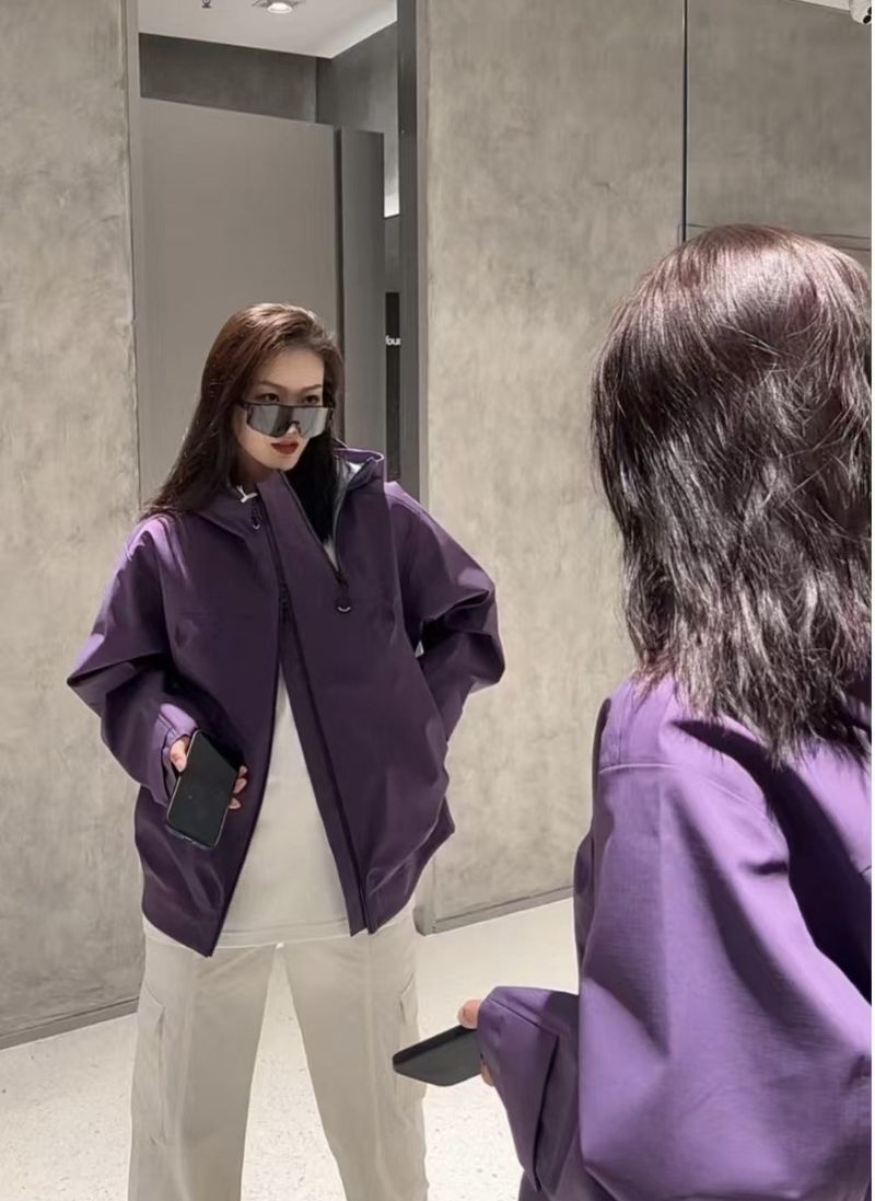 Giacca softshell unisex - Giacca da esterno con cappuccio antivento e impermeabile per escursioni e avventure urbane (S-XXL, 6 colori)_voghion.com