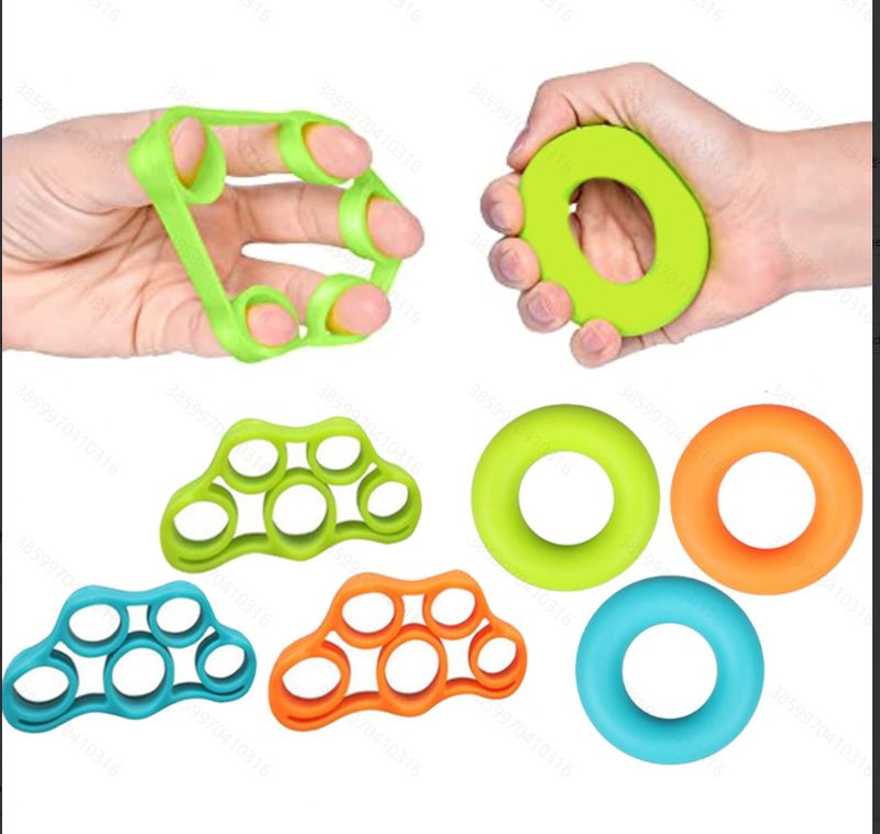 Juego de equipo de entrenamiento con balón de silicona para fortalecer los dedos y ejercitar los cinco dedos. Incluye anillo de silicona, ejercitador de cinco dedos, masajeador de agarre y balón de entrenamiento._voghion.com