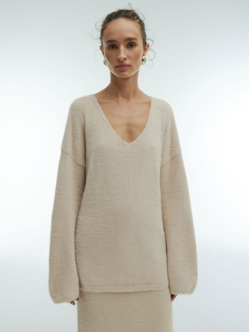 Mink Fur For Women, Autumn And Winter Commuting Simple Knitted V-neck Sweater + Skirt Set Wrinkle Outfit_voghion.com