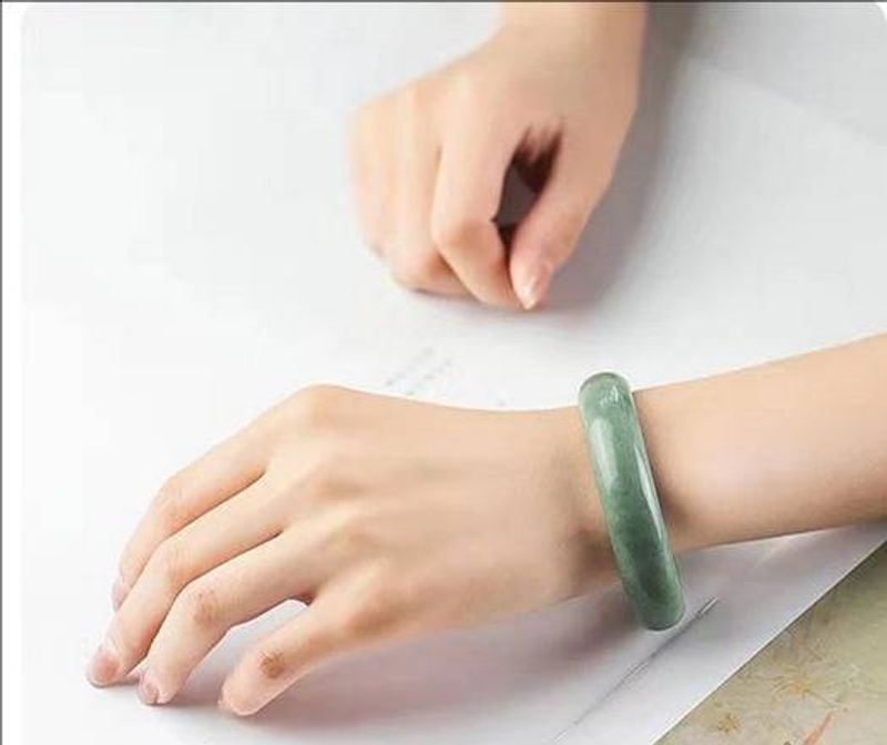 Echt Jaeite Natürliche Eis Grün Jae Armreif Original Zertifiziert Armband Für Frauen Freies Verschiffen Großhandel Geschenke_voghion.com