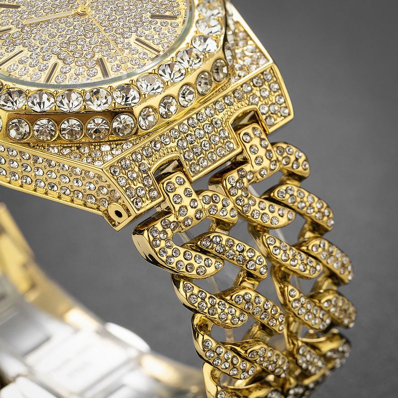 Men's Watch Hip Hop Iced Diamond Watch Men's Fashion Cuban Chain Quartz Watch_voghion.com