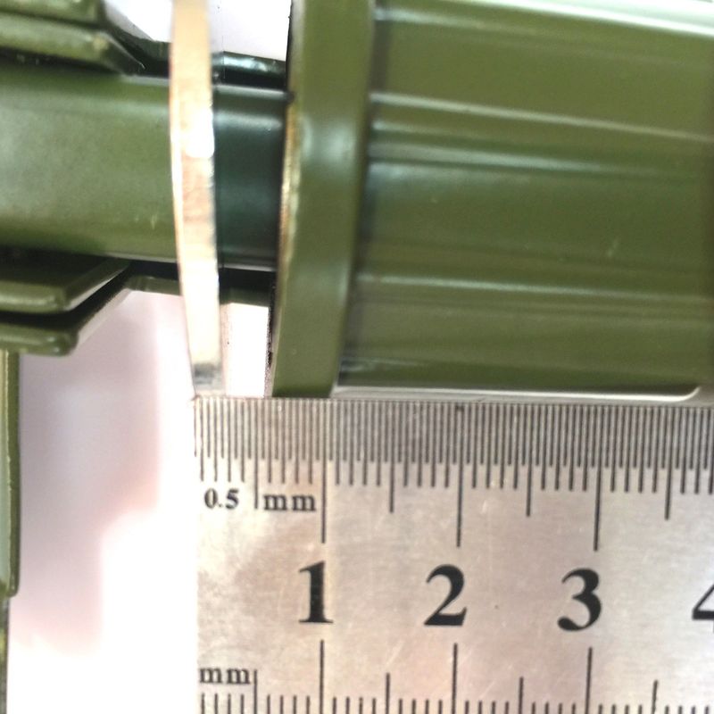 Military-Grade Folding Shovel – Heavy Duty Camping Spade With Multi-Tool Functions (104cm, Compact & Durable)_voghion.com