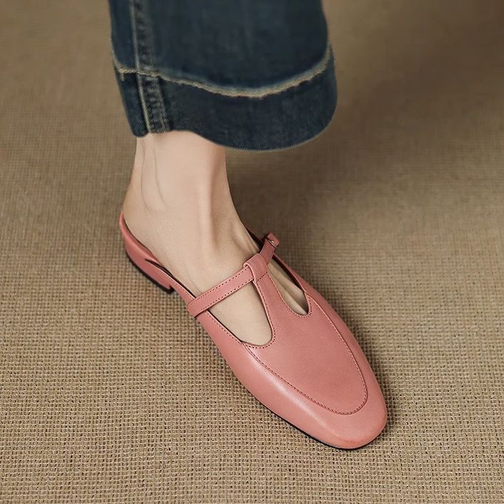2025 Frühjahr Neue Oberbekleidung Coole Hausschuhe T-förmige Mary Jane Kleine Lederschuhe für Frauen, flacher Boden, halb gezogen,_voghion.com