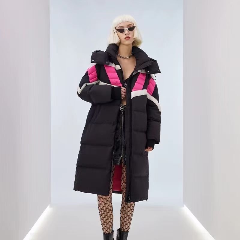 Abbigliamento donna Giacca lunga calda con cuciture a contrasto di colore_voghion.com