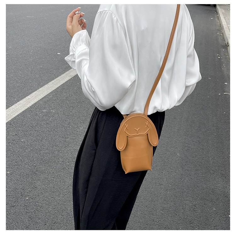 Borsa di design di nicchia femminile 2023 nuova borsa a tracolla creativa carina per coniglio borsa per cellulare borsa a tracolla semplice moda_voghion.com