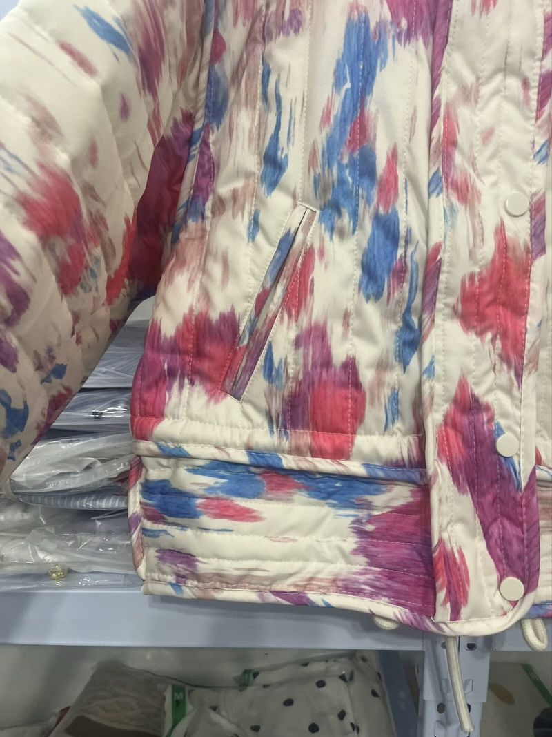 Damenbekleidung 2024 Herbst und Winter im neuen Stil, langärmelige Batik-Kurzjacke aus warmer Baumwolle_voghion.com
