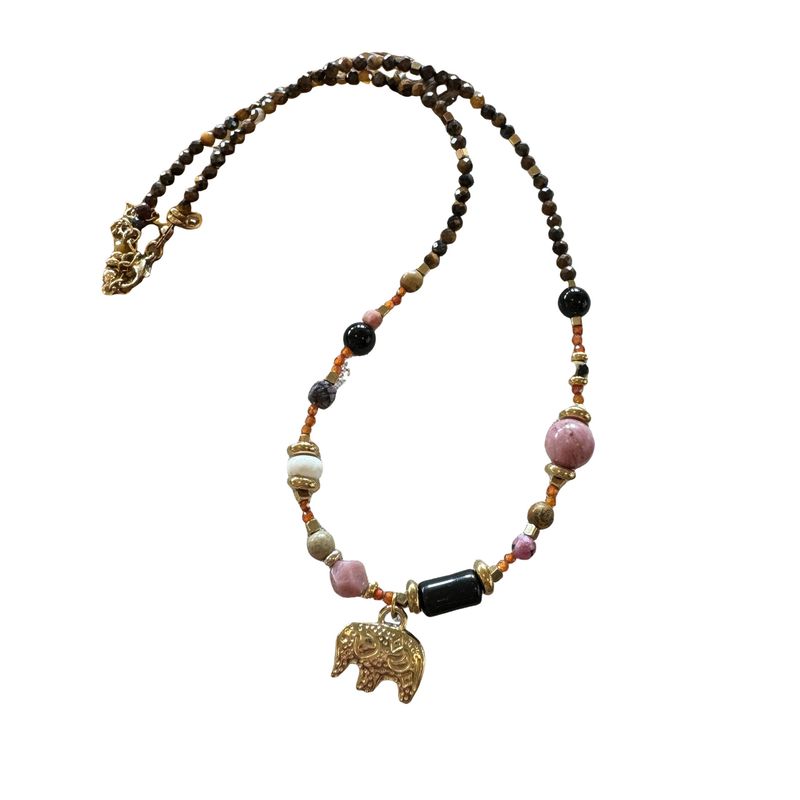 Collana con ciondolo a forma di elefante con perline in pietra naturale Milad per donna, stile di alta gamma, clavicola a strati autunnale e invernale._voghion.com