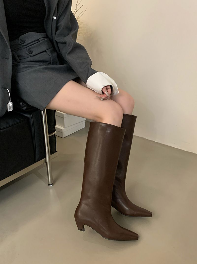 Chaussures pour femmes, bottes rétro, printemps, nouveau tube large, bottes de chevalier en cuir souple pour femmes, bottes fines à talon bas, pas au-dessus du genou_voghion.com