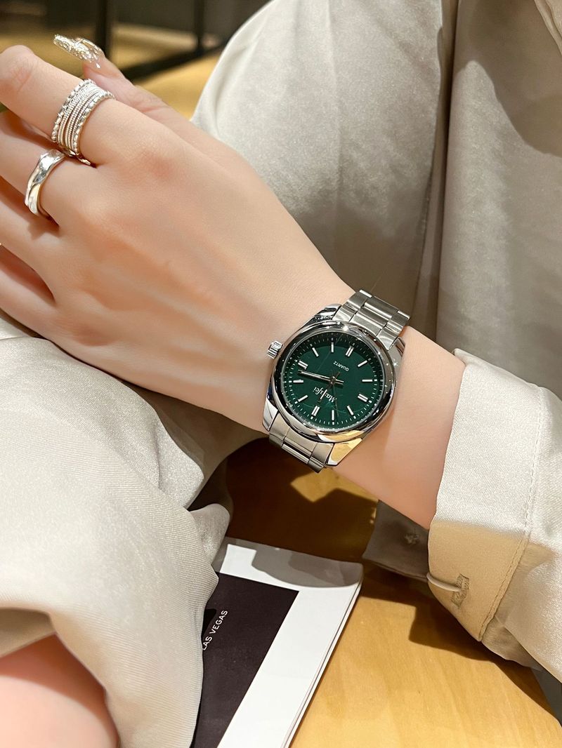 Montre à quartz classique Laojia couleur bonbon pour femme, étanche, en acier inoxydable, lumineuse_voghion.com