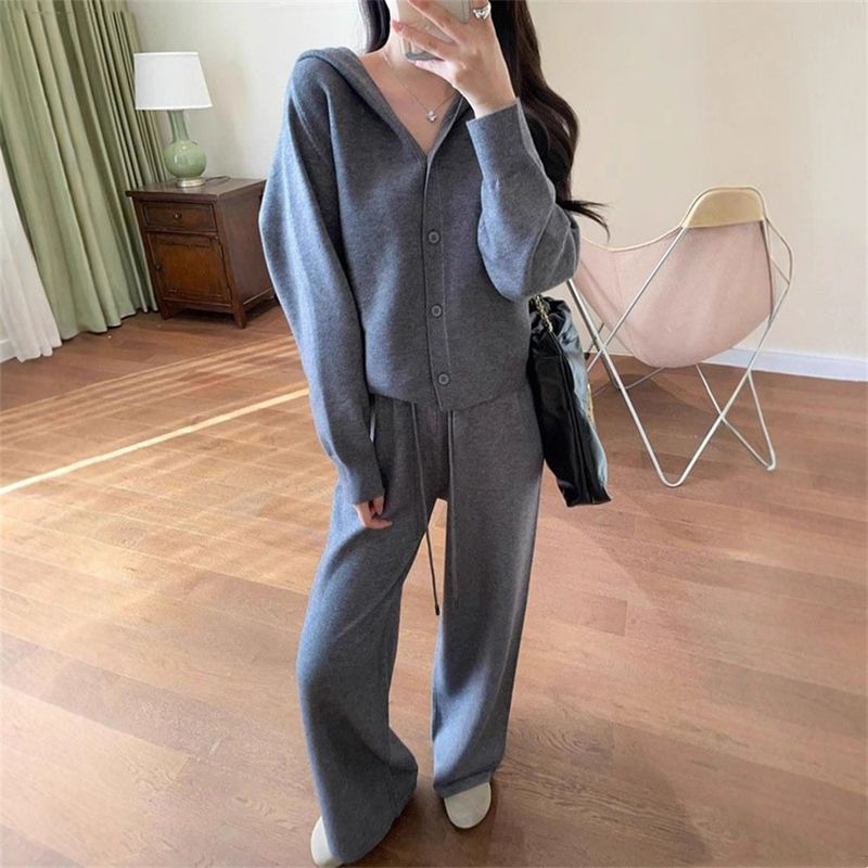 Fashionable Youthful Casual Loose Sweater Cardigan Autumn Winter New Knitted Wide-Leg Pants Two-Piece Set For Women_voghion.com
