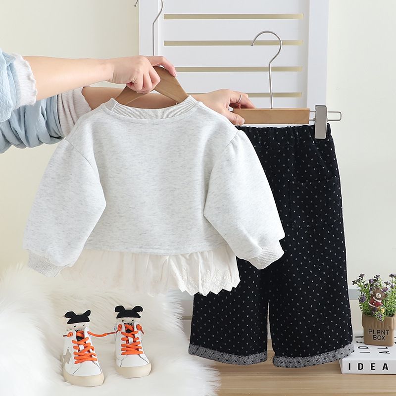 Kinderkleidung für Mädchen, Frühlings- und Herbstanzug, neue Frühlingskleidung für Kinder, Cartoon-Buchstabenrock, Pullover, gerade Hose, zweiteiliger Anzug_voghion.com
