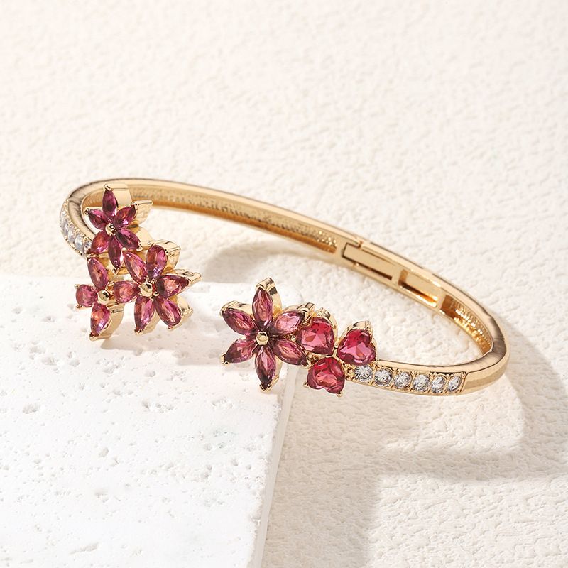 Bracciale con fiore di ghiaccio in zircone e orecchie di gatto, design di nicchia, gioielli versatili alla moda_voghion.com