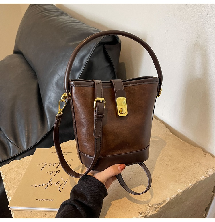 New Women's Bag Maillard Handheld Bag Women's Retro Contrast Color Bucket Bag Small and Versatile One Shoulder Crossbody Bag_voghion.com