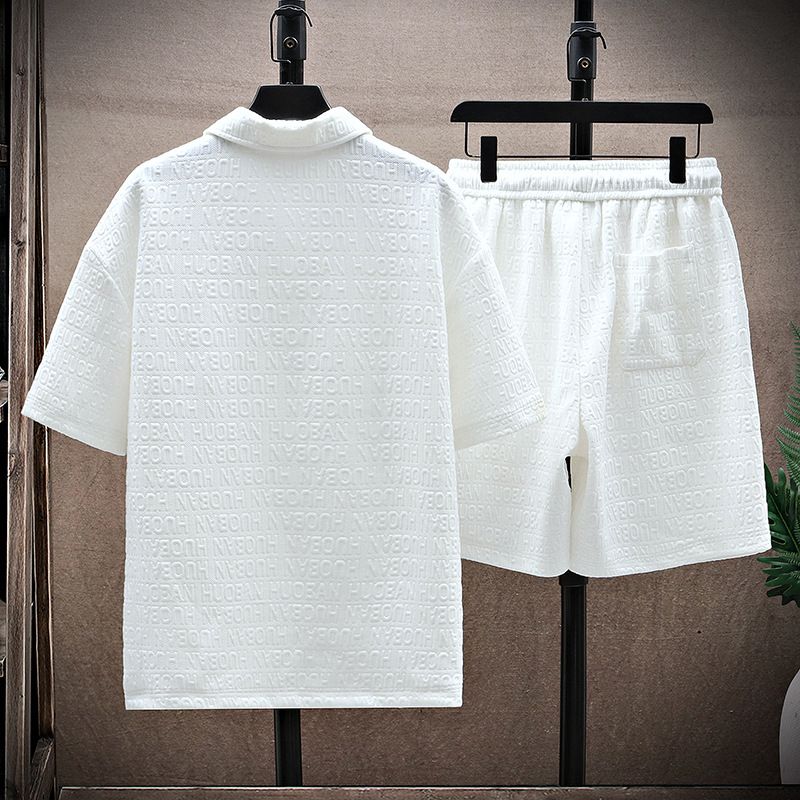 Terno esportivo casual branco jacquard masculino, shorts de marca de moda de tendência masculina, mangas curtas com um conjunto completo_voghion.com