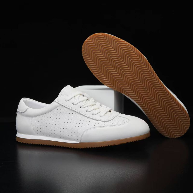 2025 Sommer Weiß Echtes Leder Atmungsaktive Sneakers High-End Luxus Casual Neue Vielseitige Herrenschuhe_voghion.com