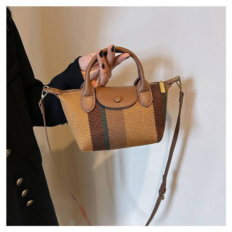 Die neue tragbare Knödeltasche Trendlinie von hochwertigen Stoffstreifen Single-Shoulder Crossbody Bag_voghion.com