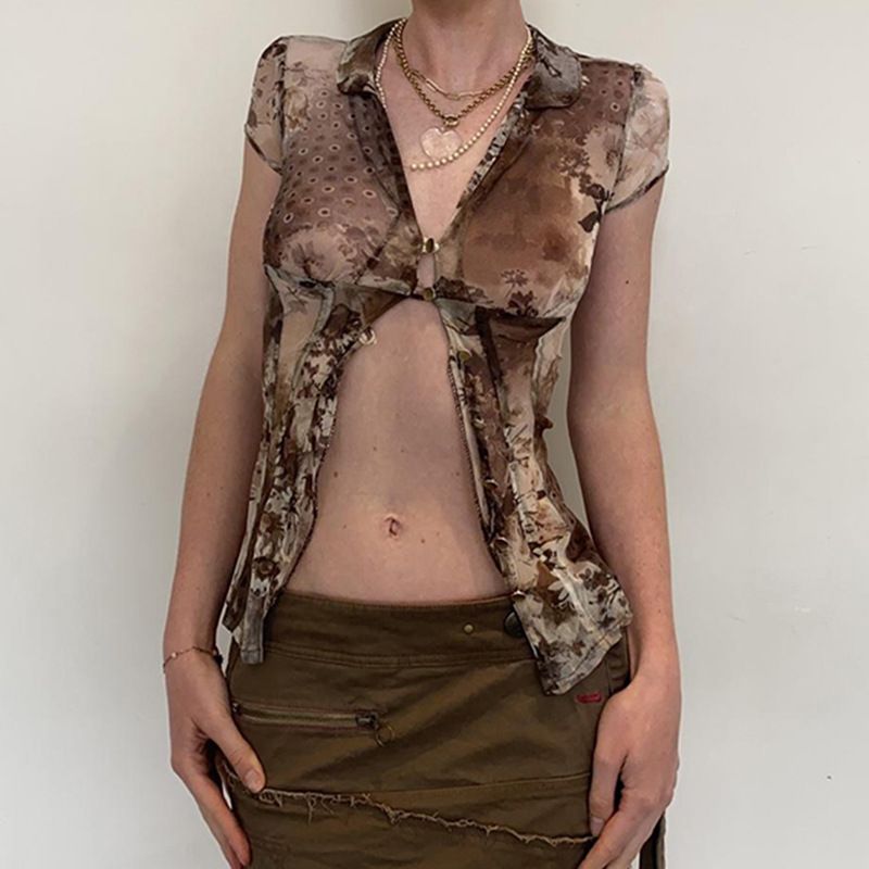 Spicy Girl Style Revers Print Button Cut Out Shirt, leichtes und leicht transparentes Kurzarm T-Shirt Damen_voghion.com