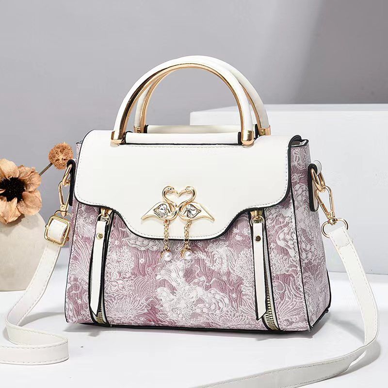 Nuova borsa a tracolla versatile in stile coreano, borsa a tracolla alla moda e alla moda da donna, 2025, semplice_voghion.com