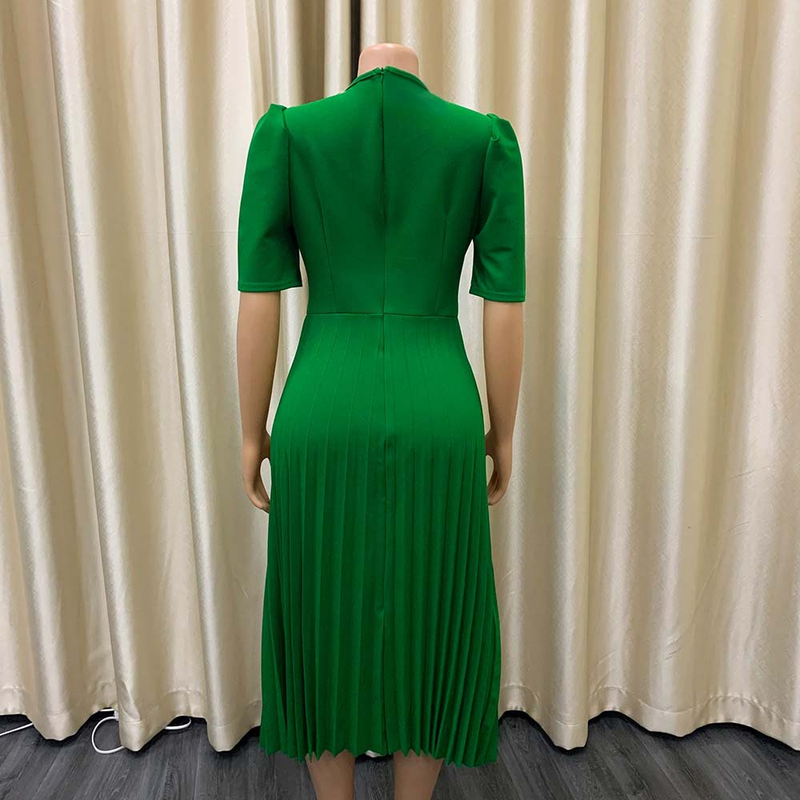 D2022024Robe grande taille plissée à manches courtes, style été, couleur unie_voghion.com