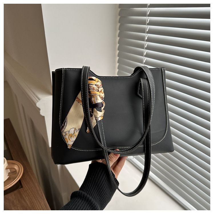 Popolare 2024 Primavera Nuova Alla Moda Piccola e Minimalista Borsa A Tracolla Grande Capacità per Le Donne_voghion.com