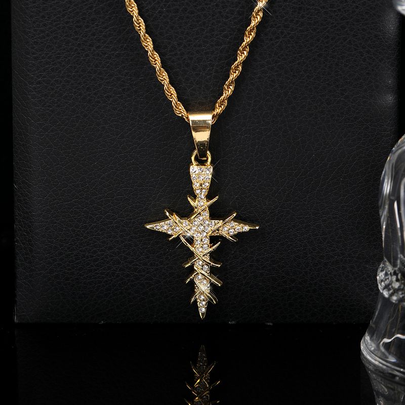 Unique Niche Design Internet Celebrity Temperament Lively Shining Cross Twist Chain Necklace Ins Simple Alloy Pendant_voghion.com