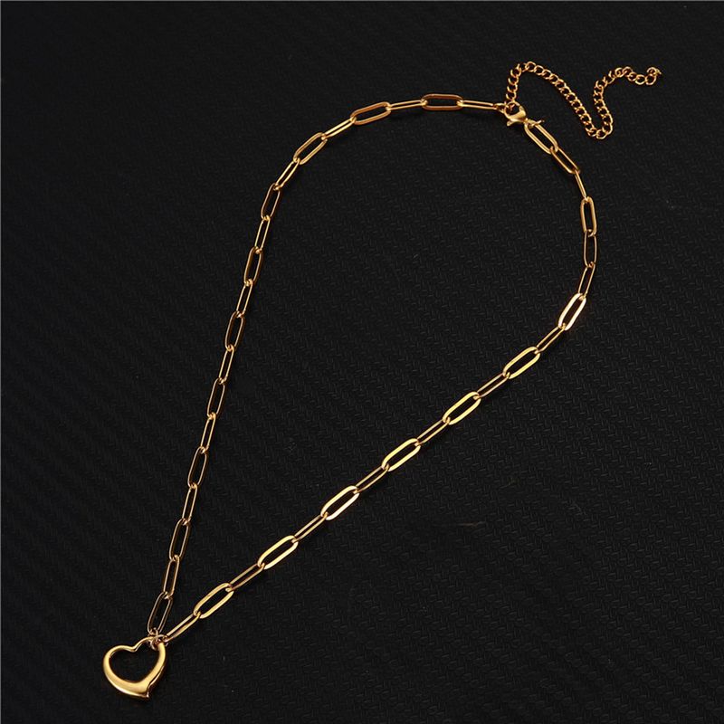Women's Jewelry Fashion Niche Design Exquisite Stainless Steel Paper Clip Chain Love Hollow Pendant Clavicle Temperament Necklace_voghion.com