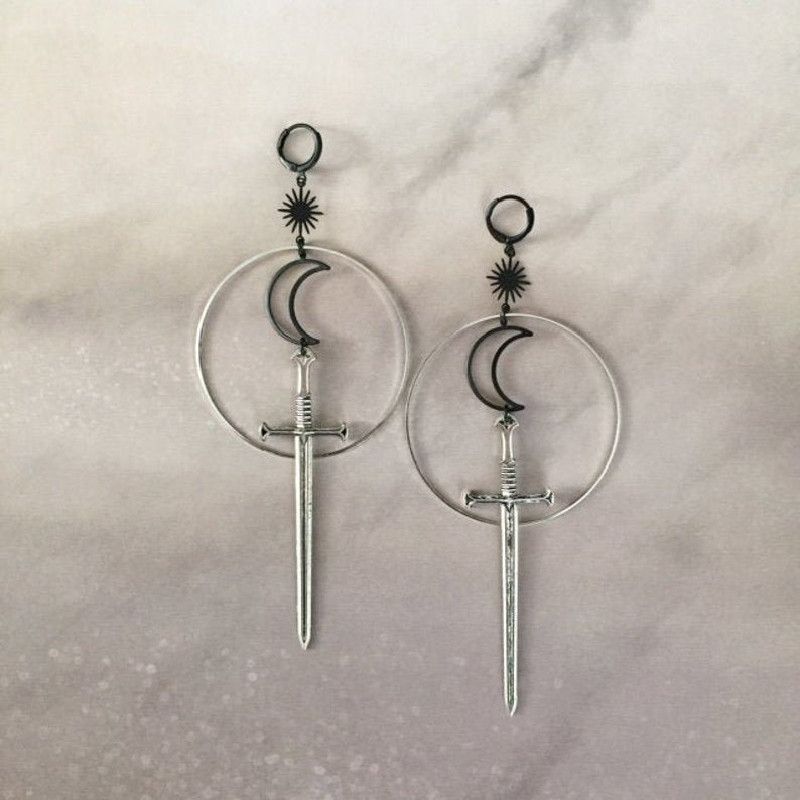 Sieraden en accessoires Charmante gothic punk zon en maan ring zwaard oorbellen_voghion.com