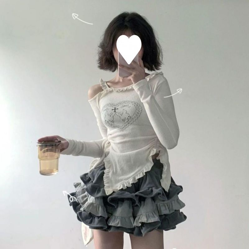 Robe d'hiver style doux et épicé, ensemble deux pièces, ambiance féminine, haut taille haute, jupe bouffante gâteau_voghion.com