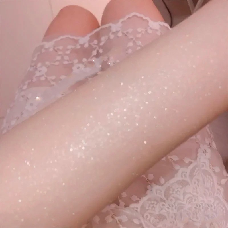 „Fashion Highlighter“ pudros purškiklis vandeniui atsparus blizgus pudra „Shimmer Sparkle Powder M“, skirtas veidui, kūnui „Highli“_voghion.com