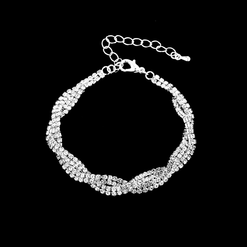 Popolare abito da sposa, gioielli da donna, collana di diamanti, orecchini, set di due pezzi_voghion.com