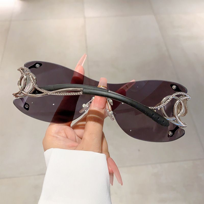 Nuovo specchio da serpente senza cornice personalizzato e alla moda con gamba con senso tecnologico Y2K occhiali da sole divertenti_voghion.com