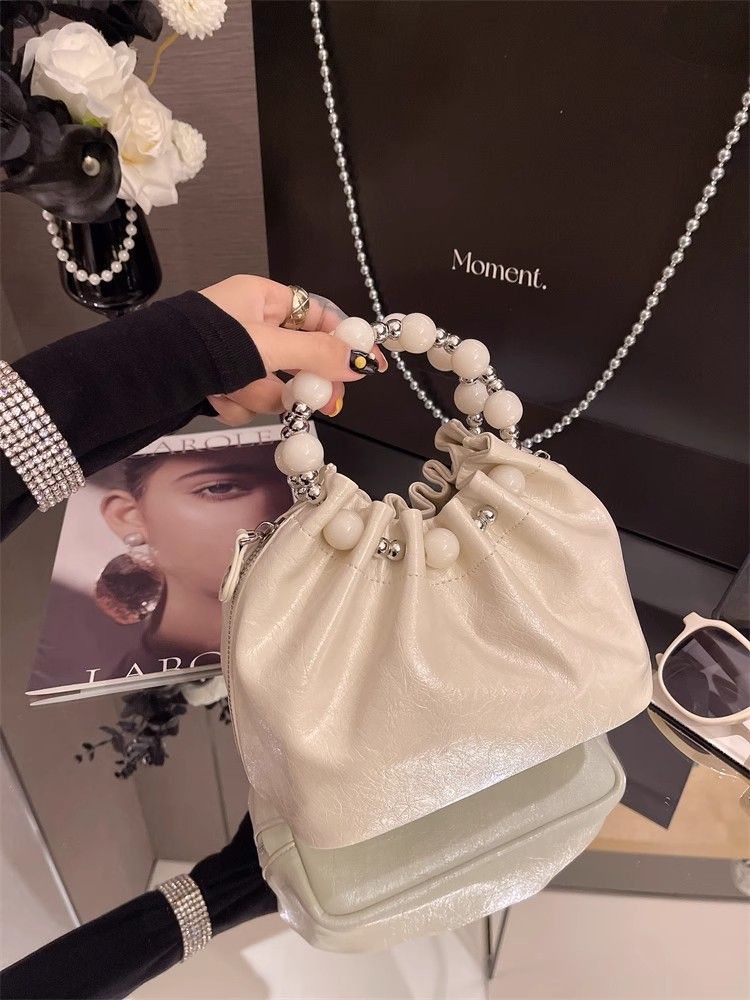 Nuovo modello di borsa a mano con pieghe per donna 2025,_voghion.com